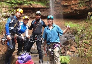 grupo de canyoning